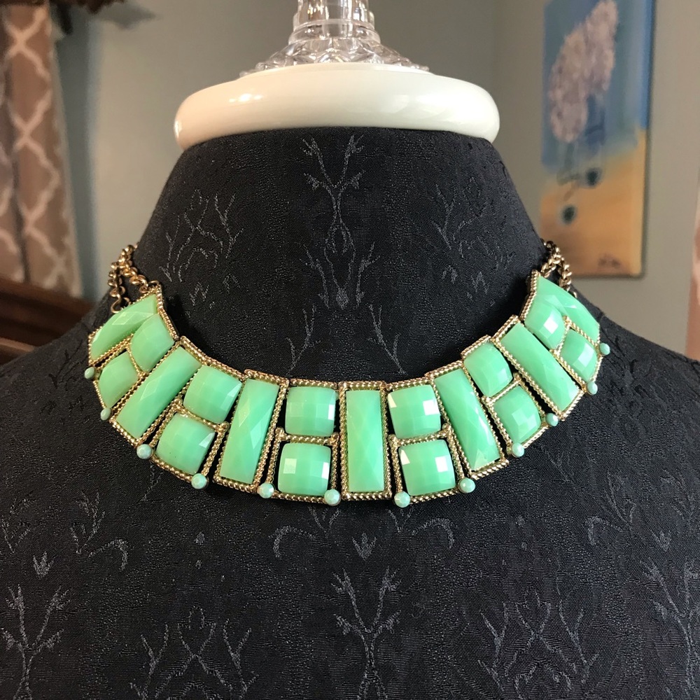 Vintage ⚜️ Jadeite-Style Choker Necklace